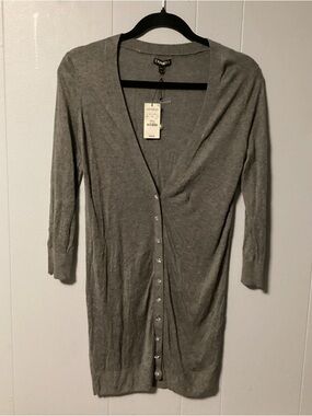 NWT Women’s Express Gray 3/4 Sleeve Soft Cardigan w/ Rhinestone like buttons
